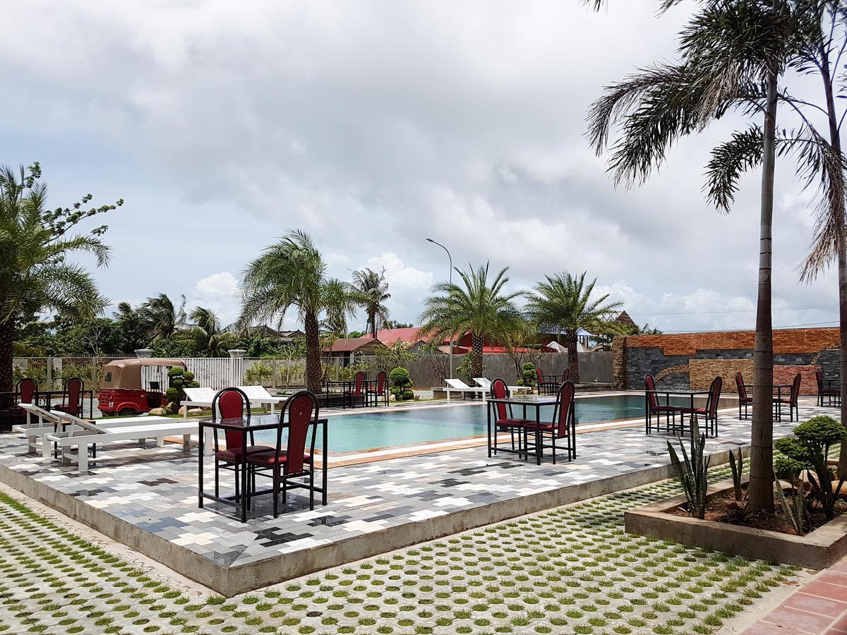 קמפוט Two Moons Resort מראה חיצוני תמונה