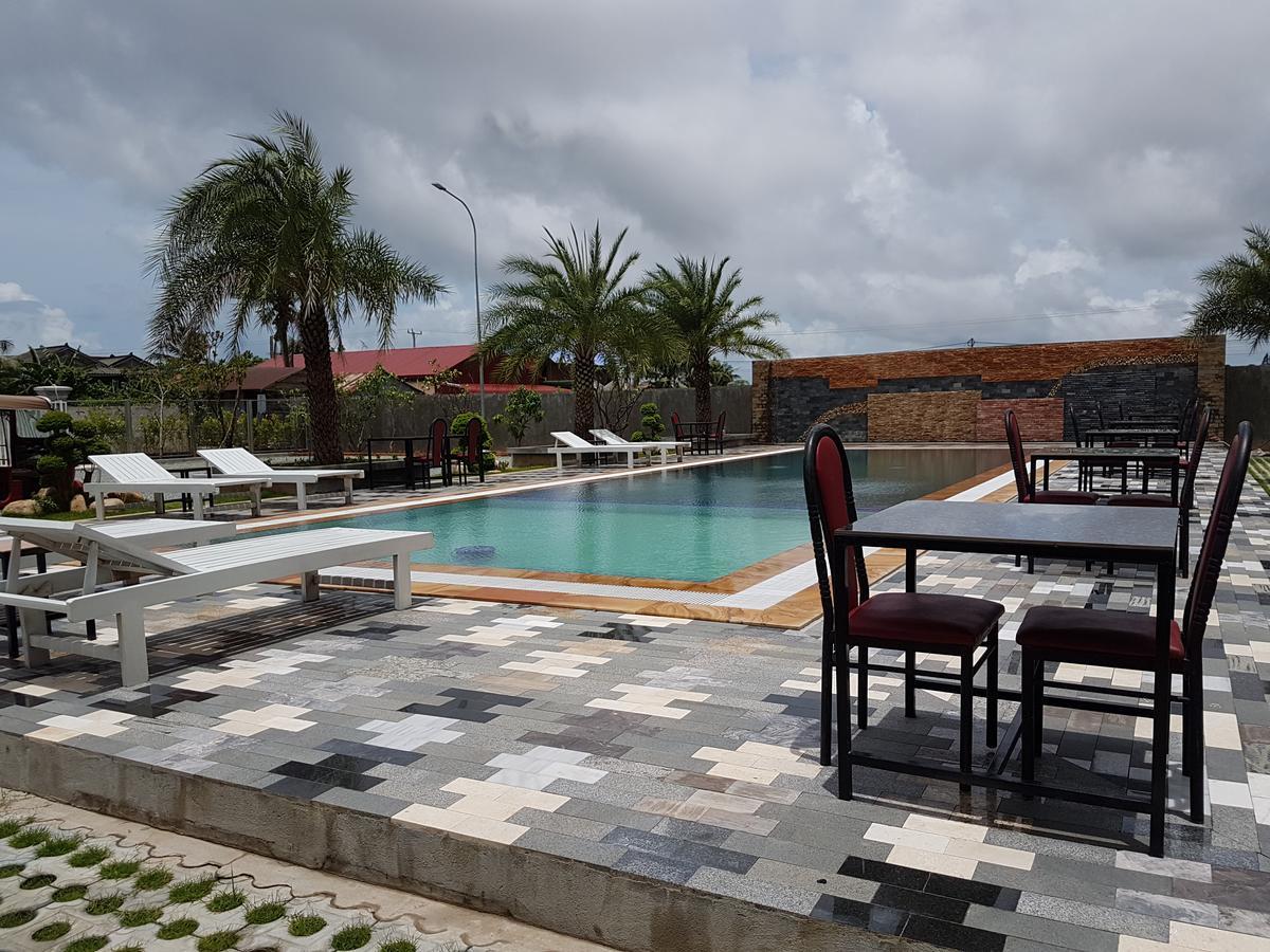 קמפוט Two Moons Resort מראה חיצוני תמונה