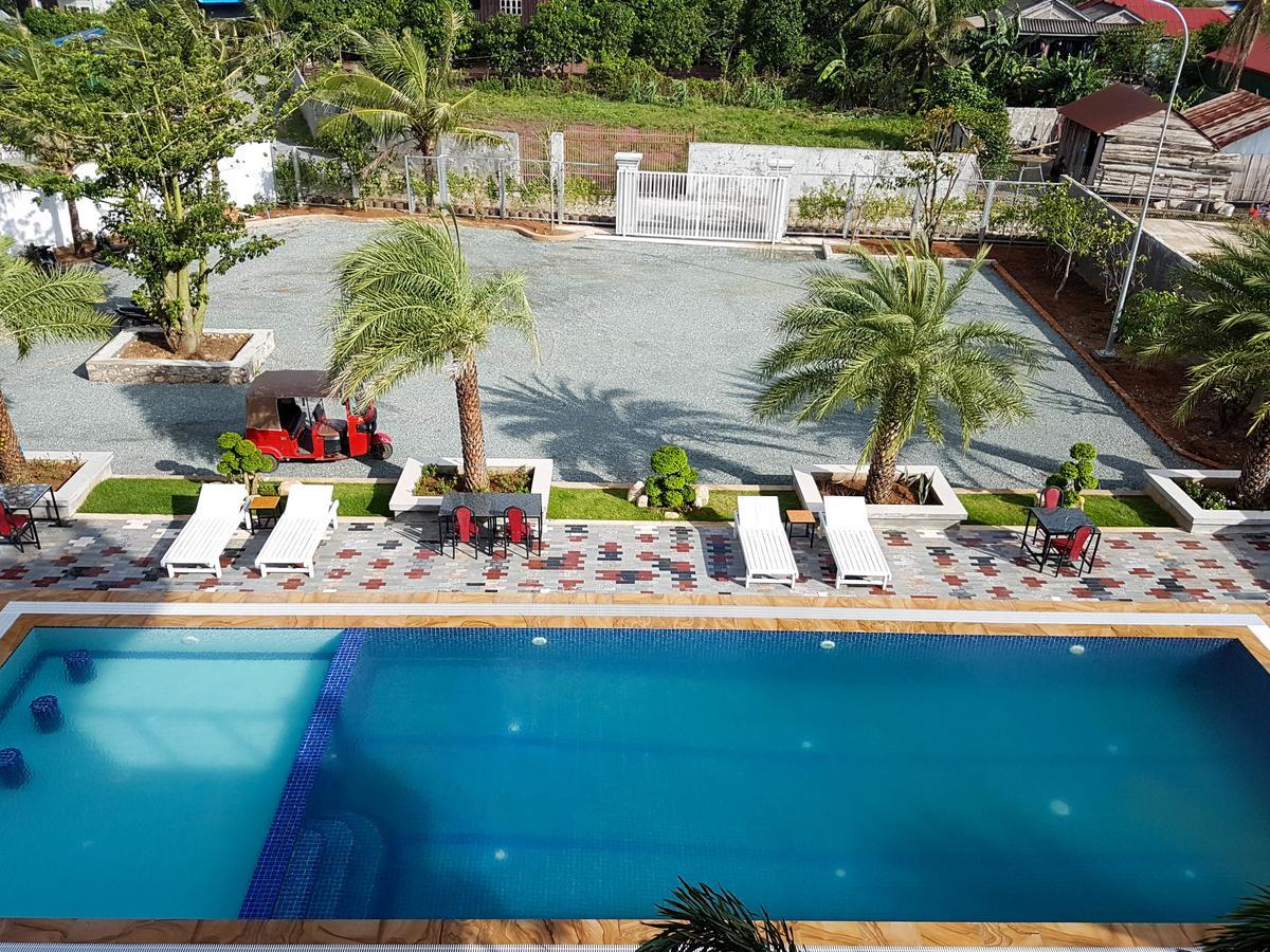 קמפוט Two Moons Resort מראה חיצוני תמונה