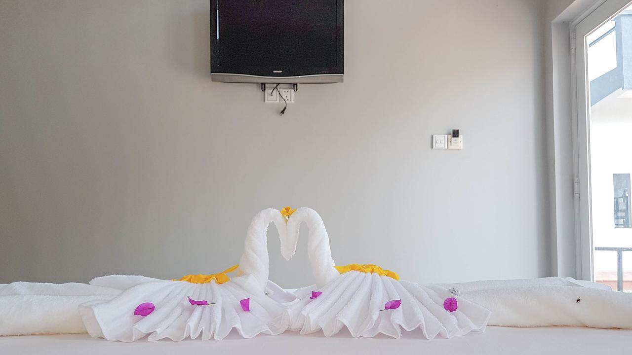 קמפוט Two Moons Resort מראה חיצוני תמונה